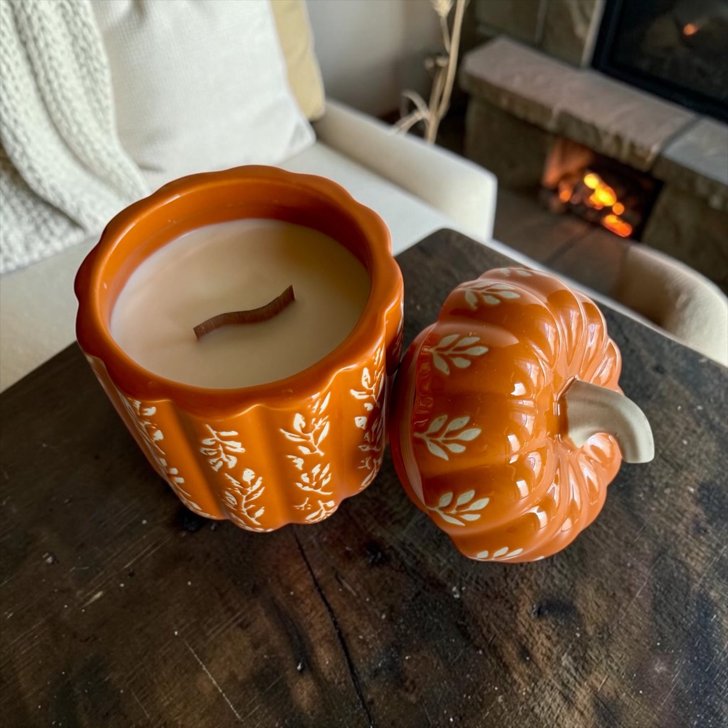 Timeless pumpkin with lid