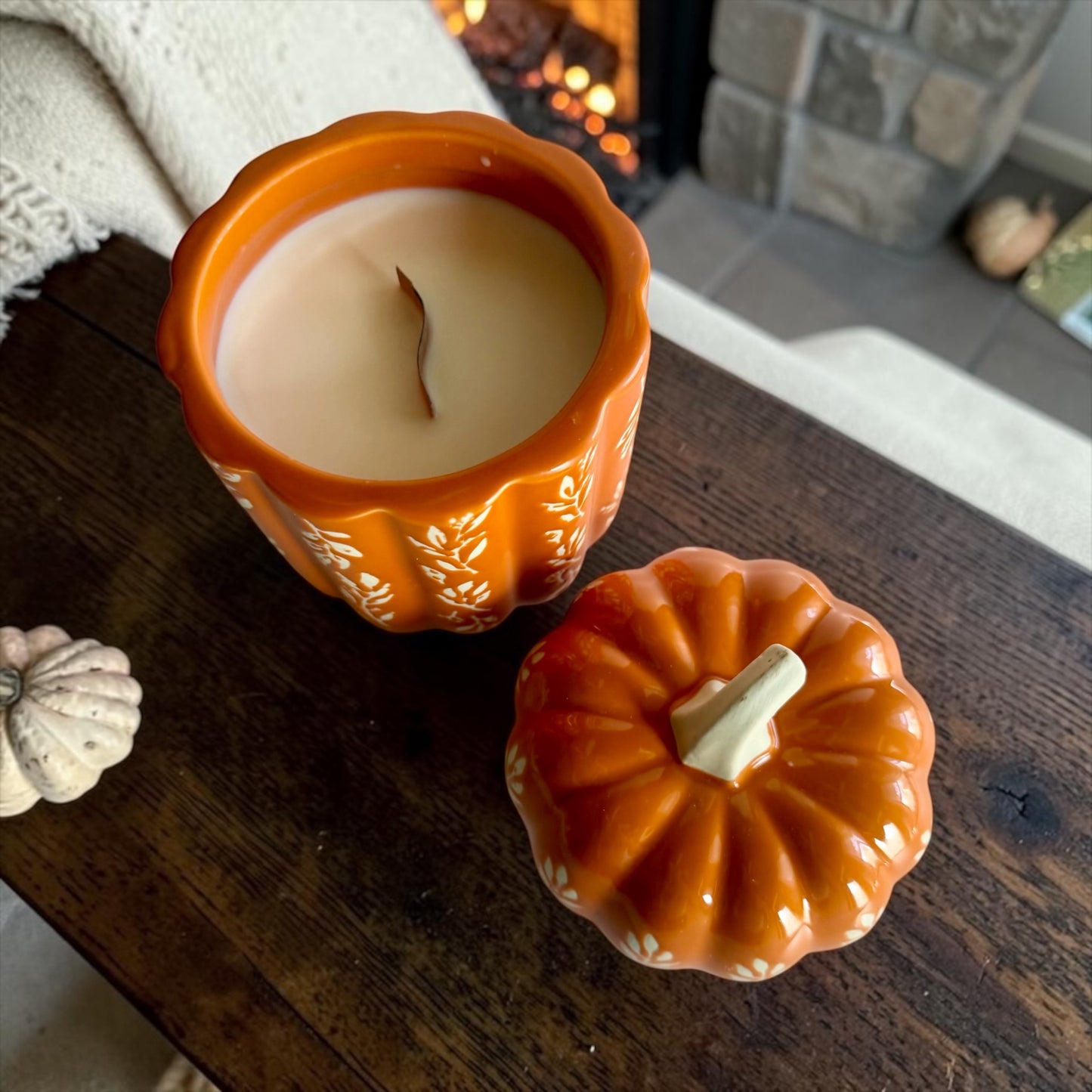 Timeless pumpkin with lid