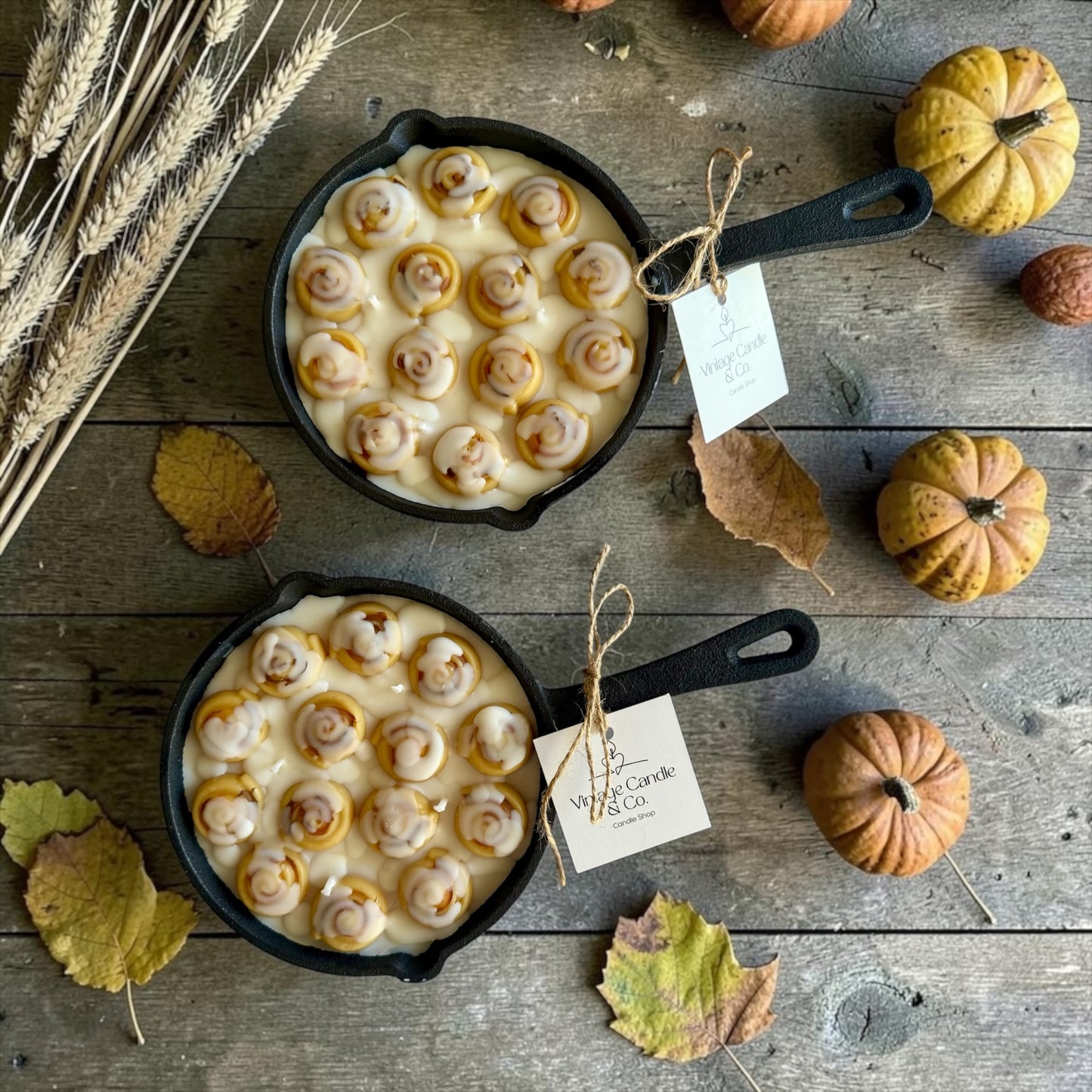 Cinnamon buns in a pan