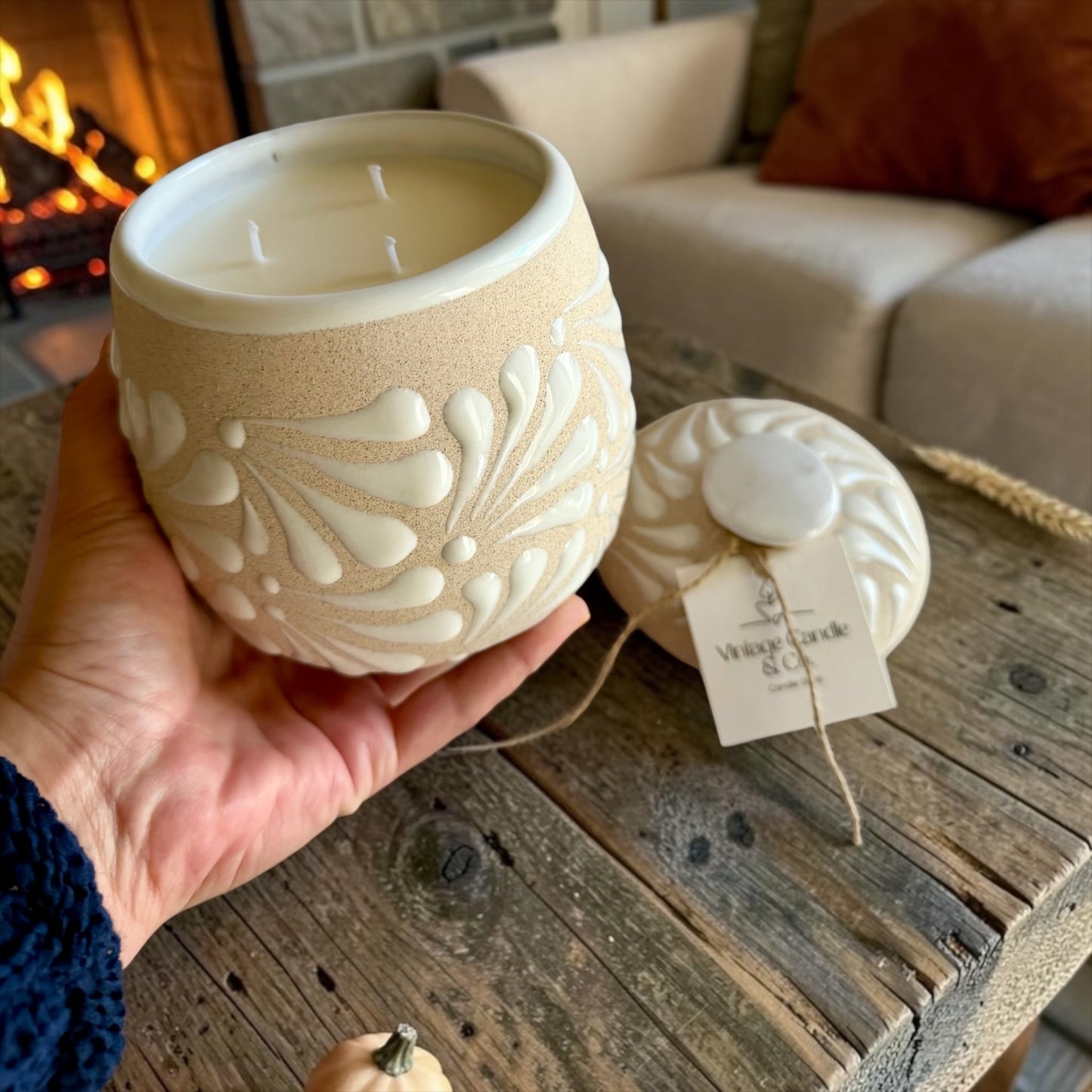Fall vibes candle with lid