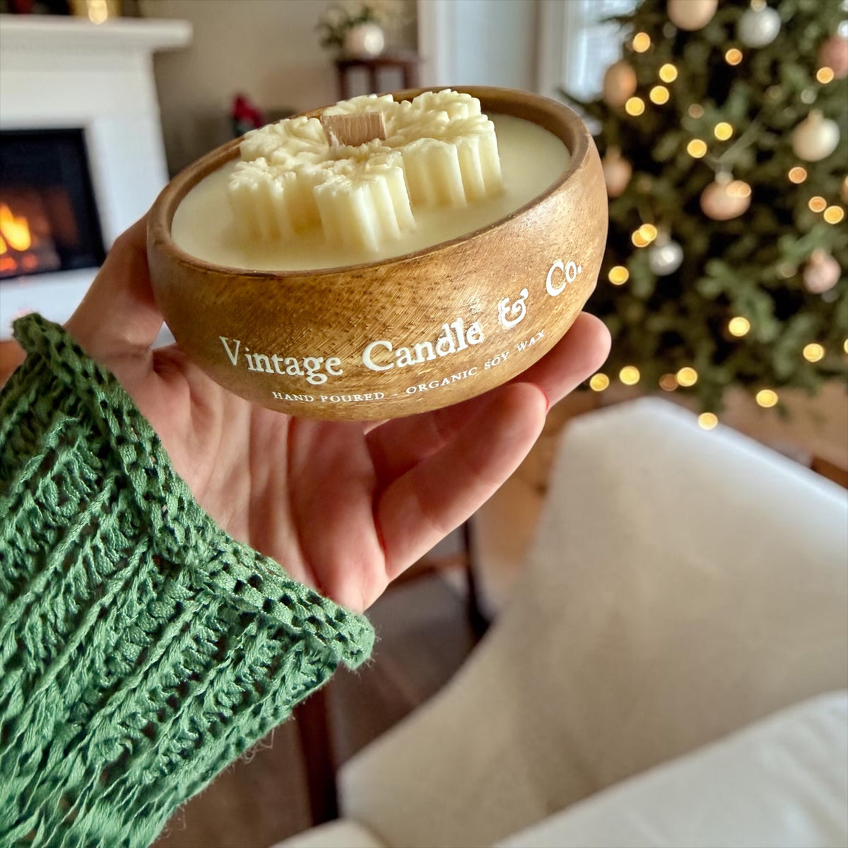 Set of 2 Snowflake Candles in Wooden Vessels
