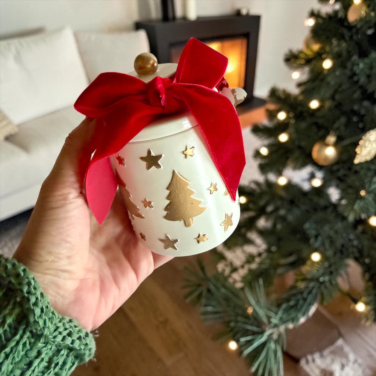 Set of 2 Christmas Candles: Christmas Tree & Reindeer, Handmade