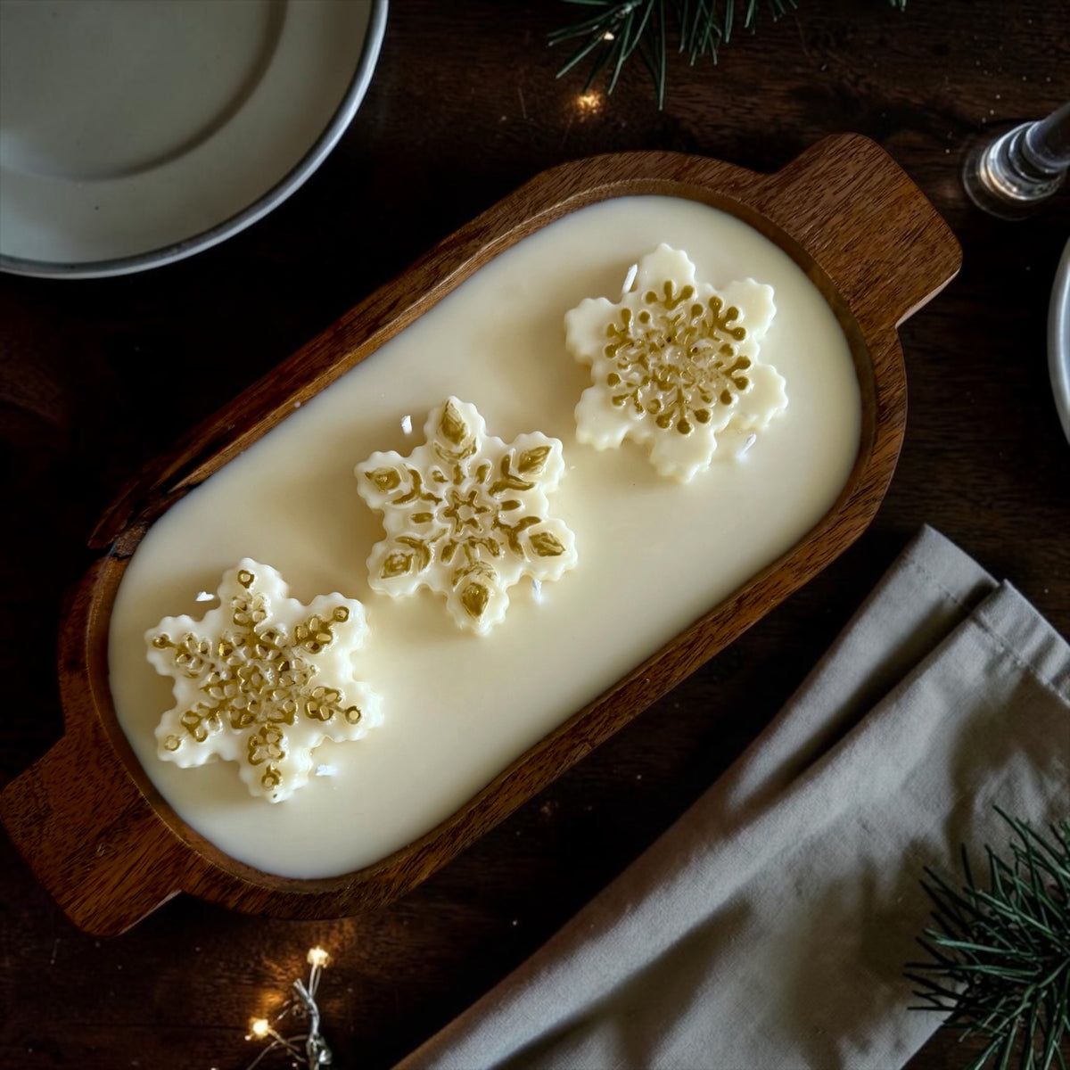 Snowflake Centerpiece Candle: Wooden Vessel, 6 Wicks