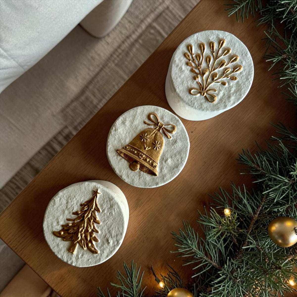 Rustic Christmas Candle: 2 Wicks, with Lid, 3 Designs