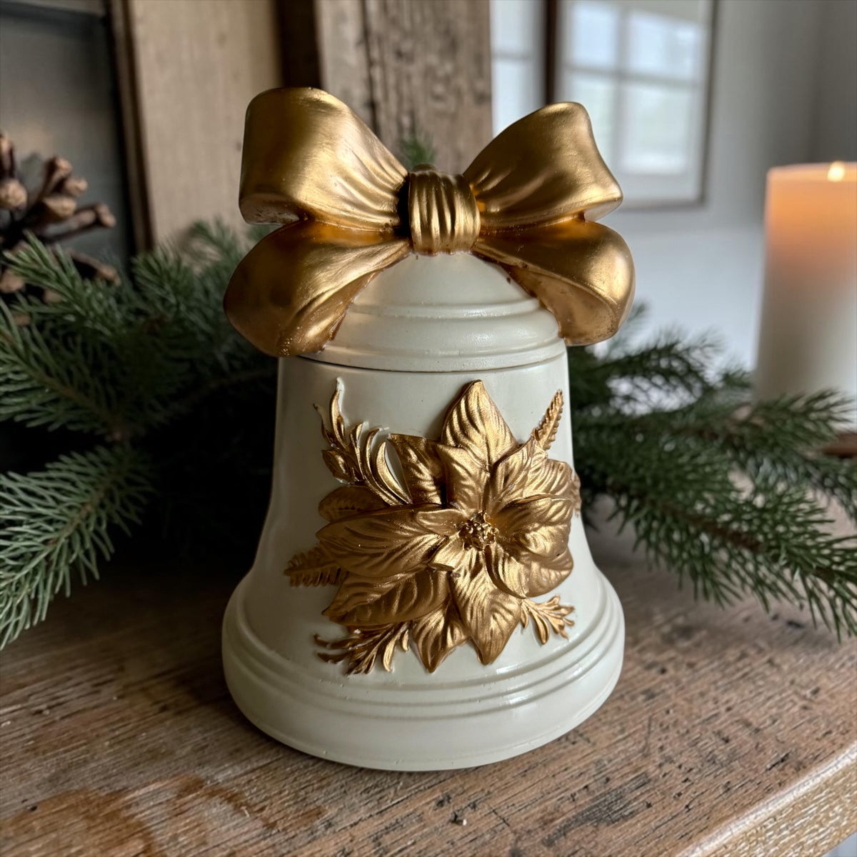 Christmas Bell Candle with Lid, Golden Details: Handmade