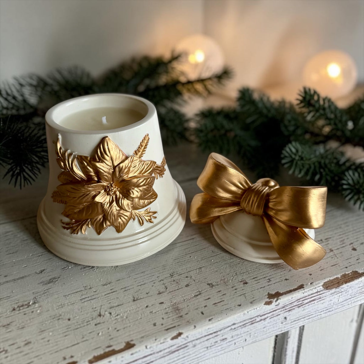 Christmas Bell Candle with Lid, Golden Details: Handmade