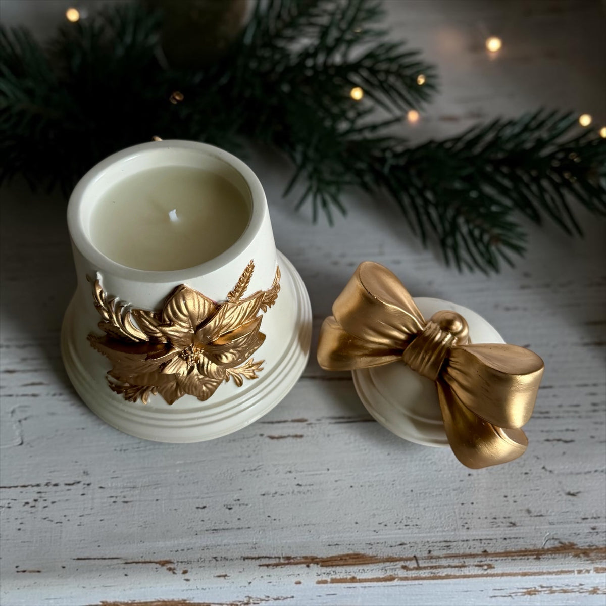 Christmas Bell Candle with Lid, Golden Details: Handmade