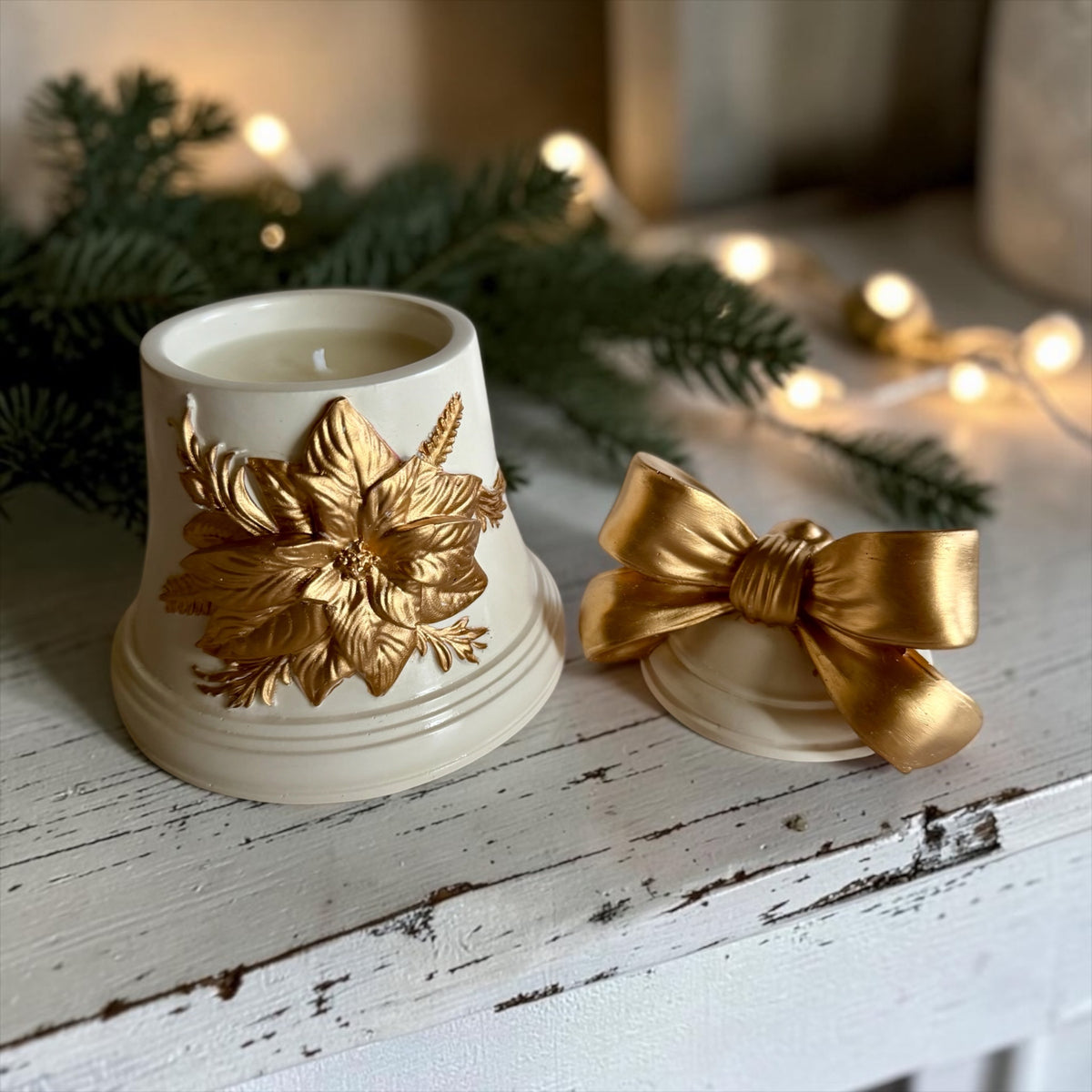 Christmas Bell Candle with Lid, Golden Details: Handmade