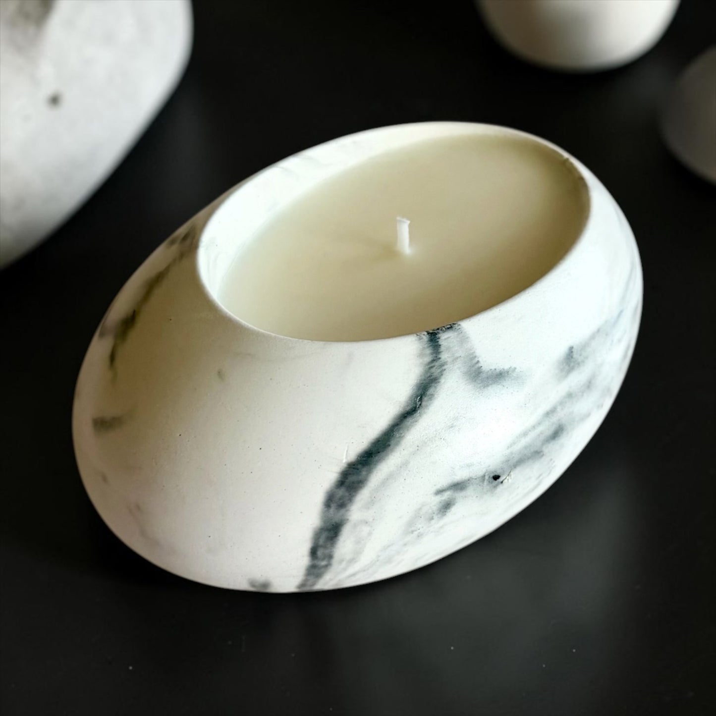 Marble oval