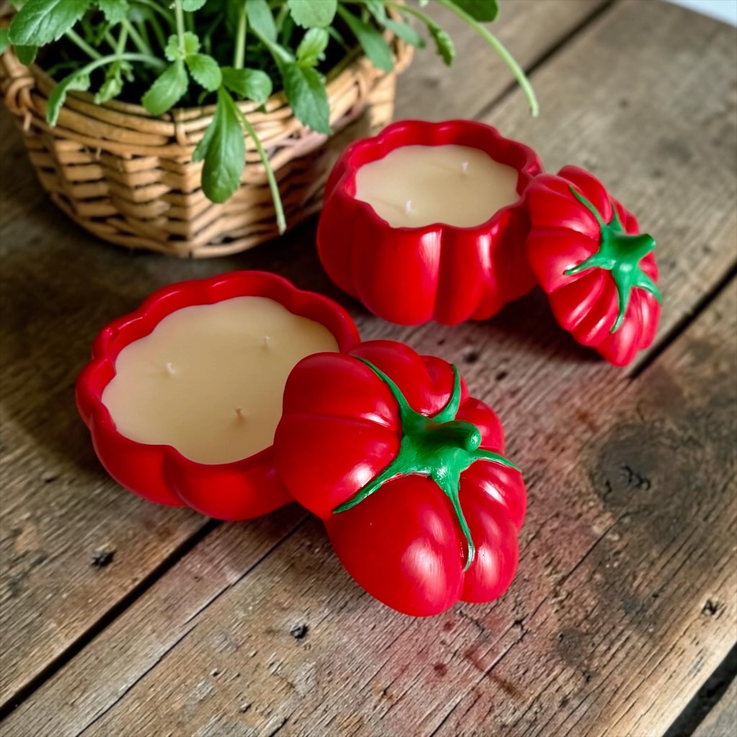 Tomato with lid (large size)