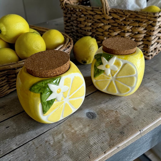 Lemon with cork lid
