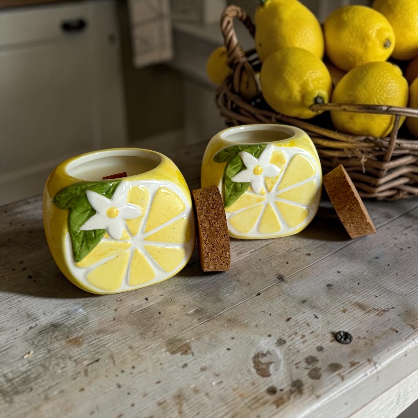 Lemon with cork lid